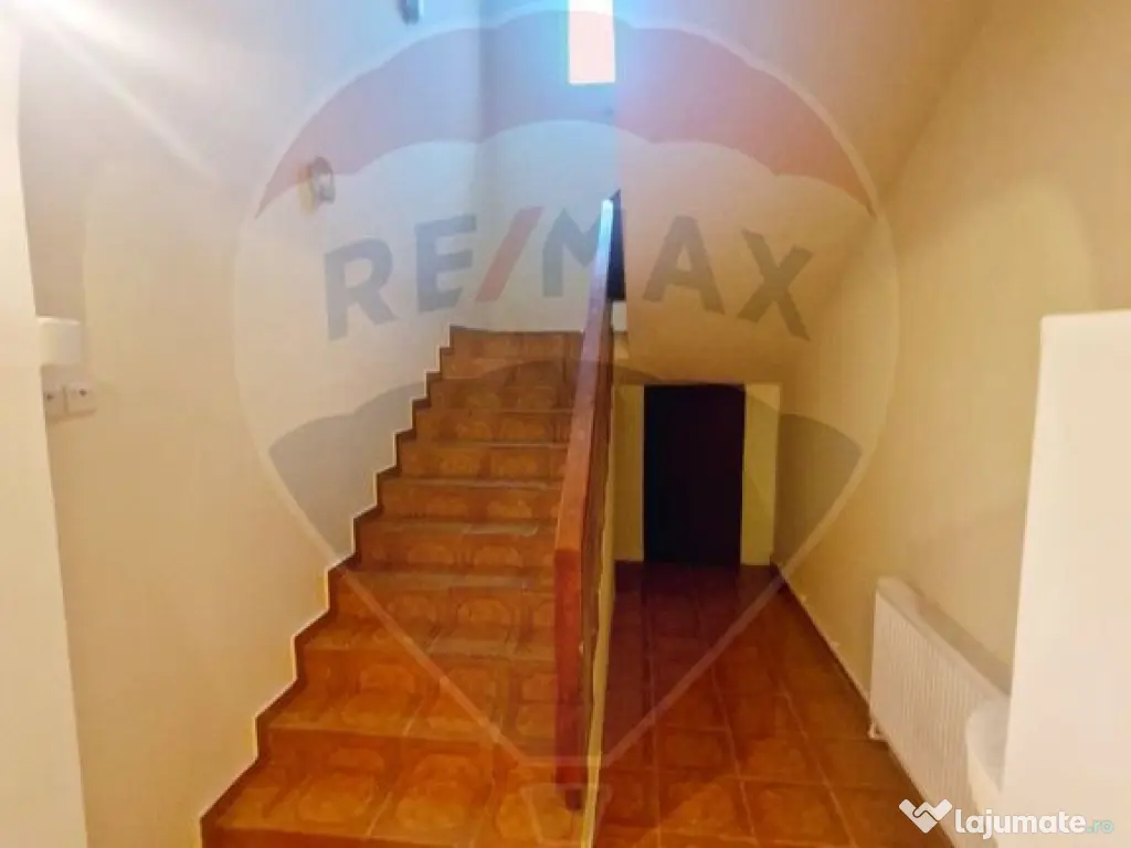 Vilă spațioasă de închiriat – 1 Mai, Piatra Neamț