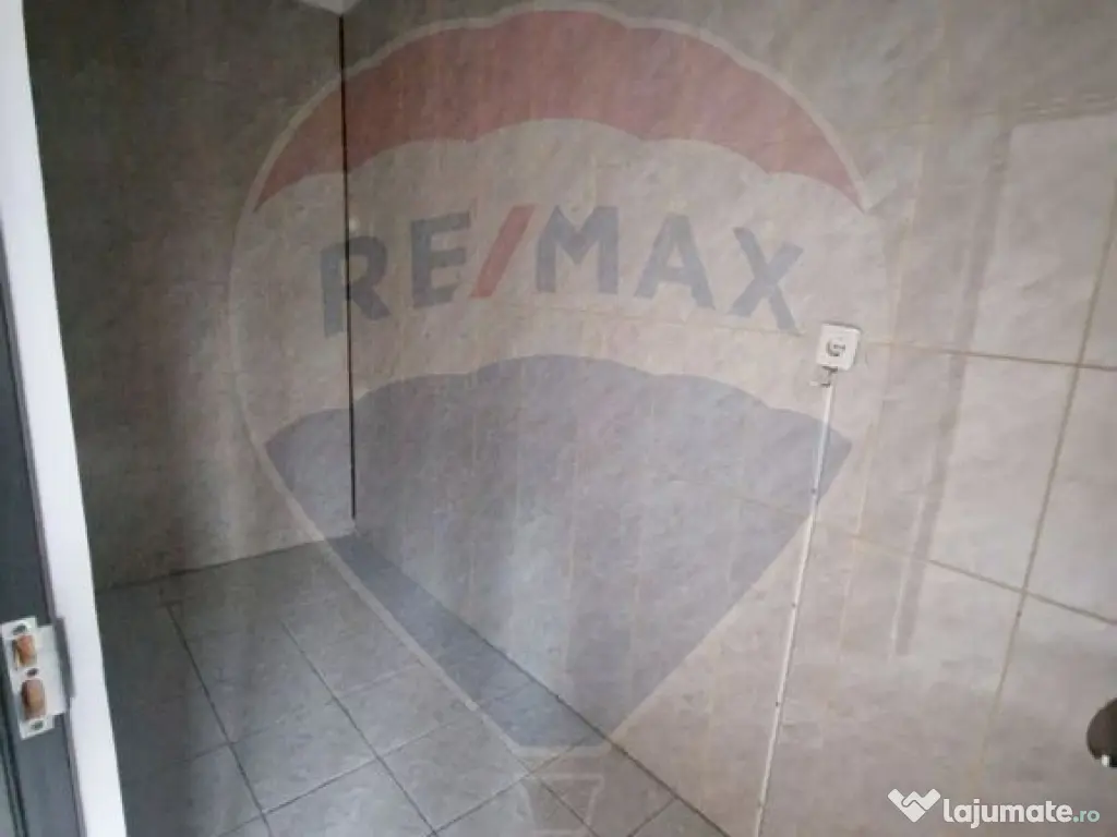 Vilă spațioasă de închiriat – 1 Mai, Piatra Neamț