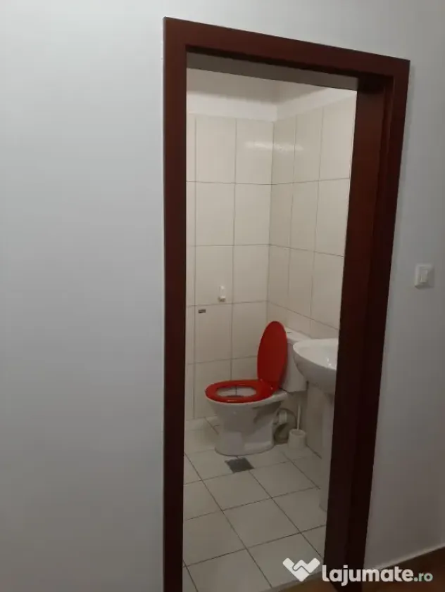 AA/1134 De închiriat spațiu comercial în Tg Mureș - Semicentral