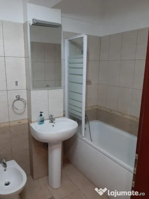 AA/1134 De închiriat spațiu comercial în Tg Mureș - Semicentral