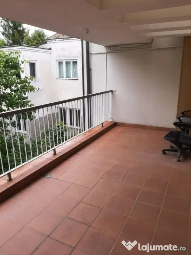 AA/1134 De închiriat spațiu comercial în Tg Mureș - Semicentral