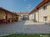 Casă / Vilă Săsească cu 6 camere de vânzare in Vulca... 