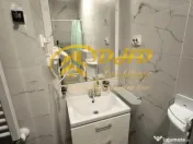 Apartament cu 3 camere situat în zona Lazăr 