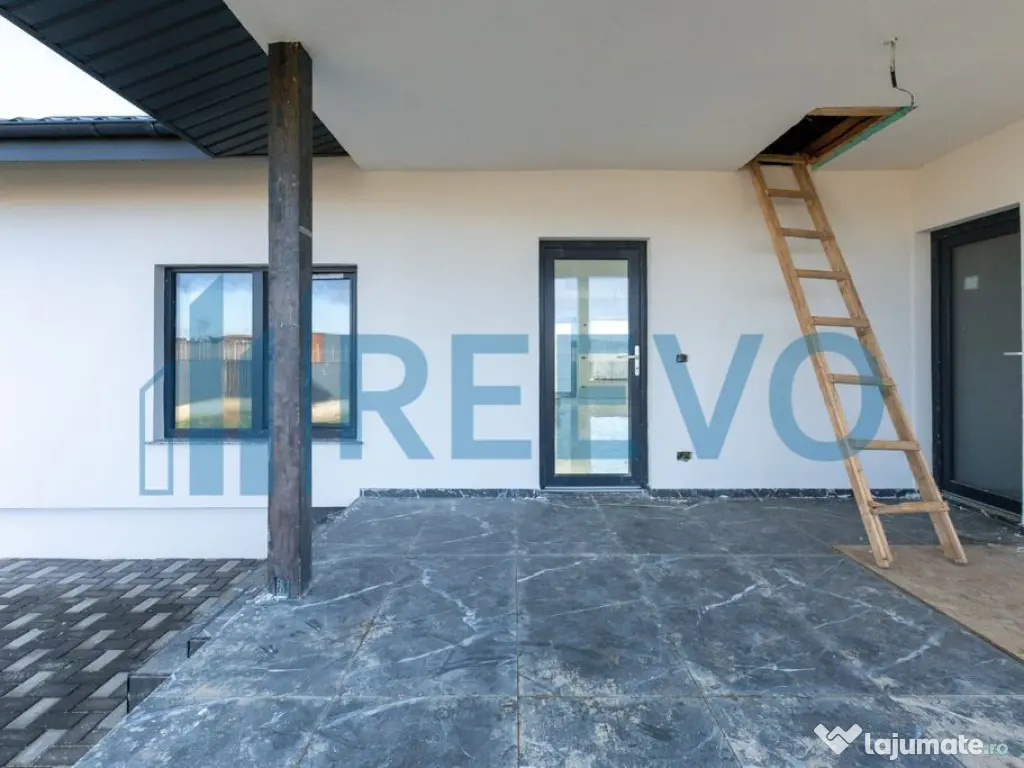 Casă/Vilă nouă de vânzare în Lilieci, Bacău