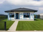 Casă/Vilă nouă de vânzare în Lilieci, Bacău 