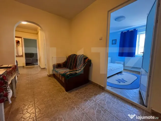 Apartament 3 camere, mobilat și utilat, etaj 1, Micro 9, pi
