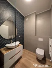 Apartament cu 3 camere 