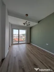 Apartament cu 3 camere 