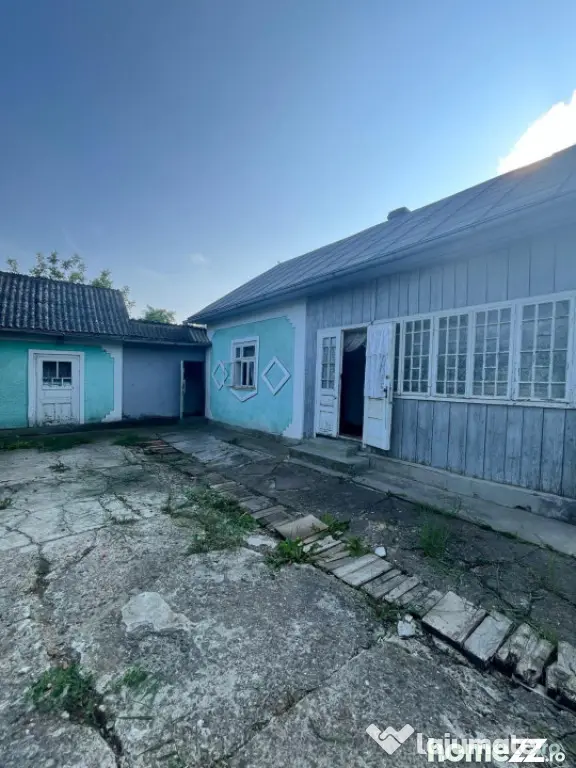 Casa individuala, 800 mp teren, Siret