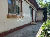 Casa batraneasca cu teren de 435mp cu utilitati si deschid 