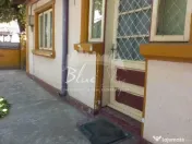 Casa batraneasca cu teren de 435mp cu utilitati si deschid 