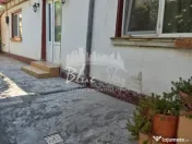 Casa batraneasca cu teren de 435mp cu utilitati si deschid 