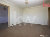 Apartament 2 camere semidecomandat, pret de garsoniera ! 