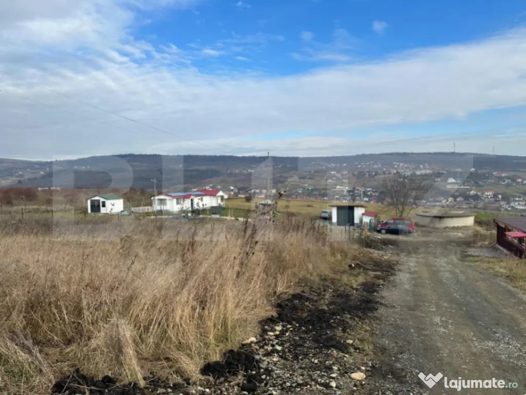 Teren intravilan 628 mp, front 20, zona Odobesti