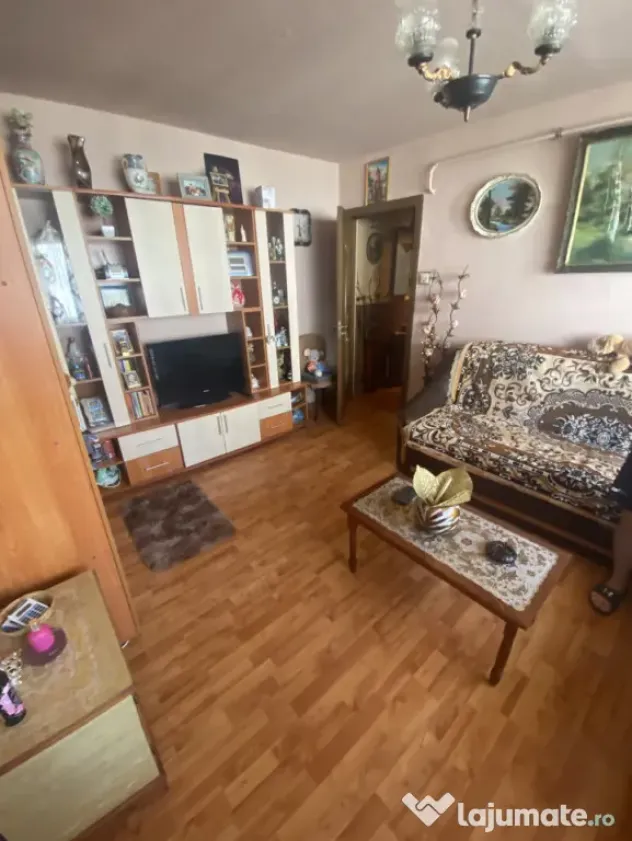 Apartament 2 camere 42 mp langa Policlinica Filiasi