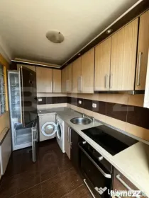 Apartament cu 3 camere, 78.45 mp, zona Sud