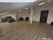 Spatiu de birouri decomandat 2 camere in zona centrala din S