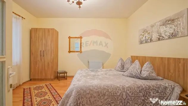 Vilă cu farmec istoric în Bușteni, pensiune sau locuin...