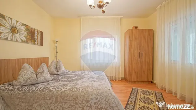 Vilă cu farmec istoric în Bușteni, pensiune sau locuin...