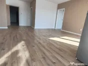 Apartament cu 2 camere, zona Vivo 