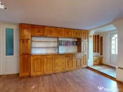 Casă individuală de vânzare | P+E+M | Central | Cristian 