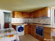 Casă individuală de vânzare | P+E+M | Central | Cristian 