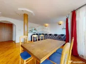 Casă individuală de vânzare | P+E+M | Central | Cristian 