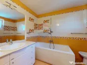 Casă individuală de vânzare | P+E+M | Central | Cristian 