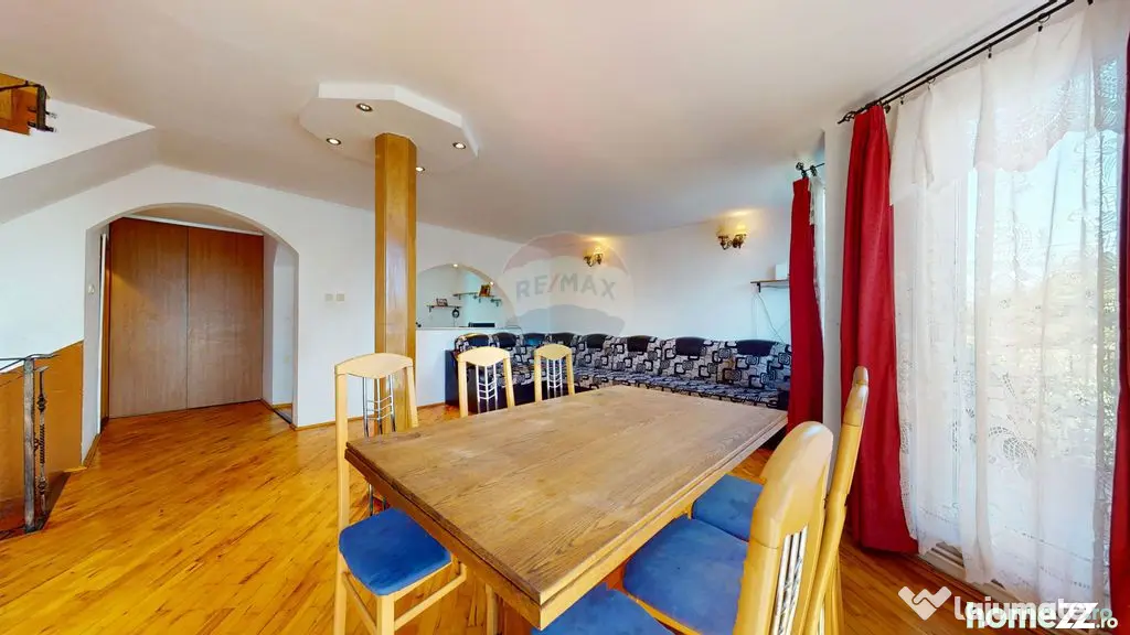 Casă individuală de vânzare | P+E+M | Central | Cristian