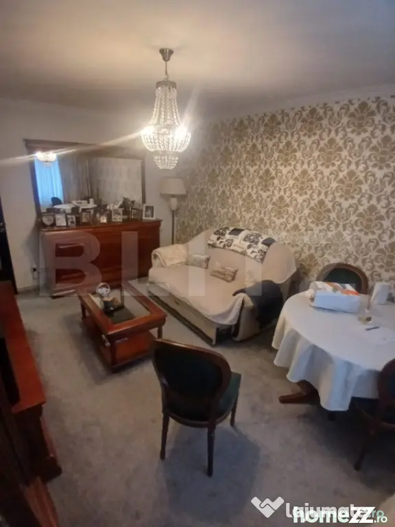 Apartament de vanzare, cu 2 camere, decomandat, zona Visani - Iasi (Iasi)
