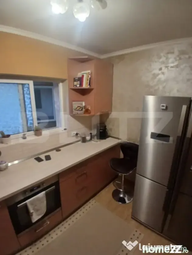 Apartament de vanzare, cu 2 camere, decomandat, zona Visani - Iasi (Iasi)