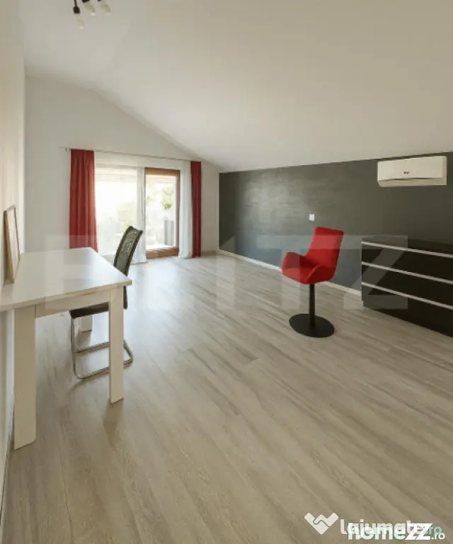 Vilă contemporană cu 5 dormitoare, 5 băi și teren de 920