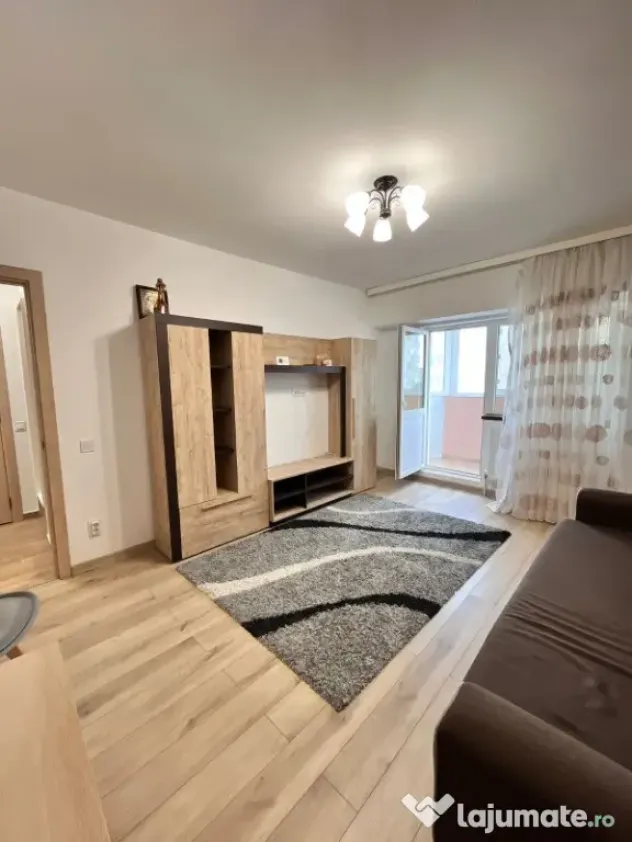 Apartament 2 cam dec, Păcurari Alpha Bank, 500 euro neg