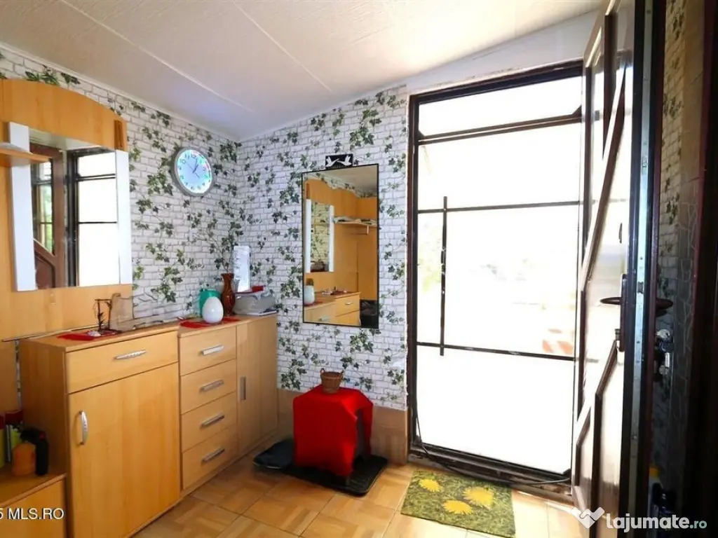 Palazu Mare - Strada Gheorghe Baritiu 16, casa cu teren d...