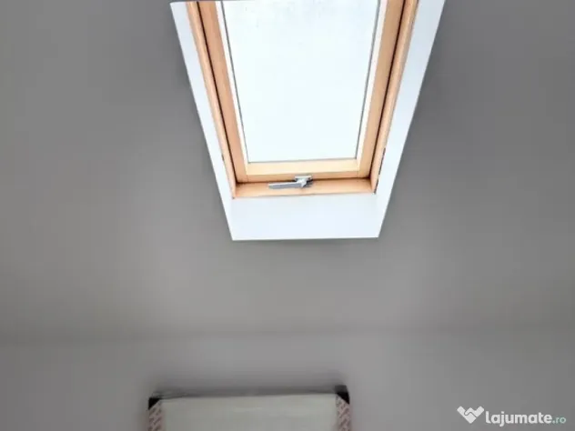 Triplex bine compartimentat, 5 camere si loc de parcare