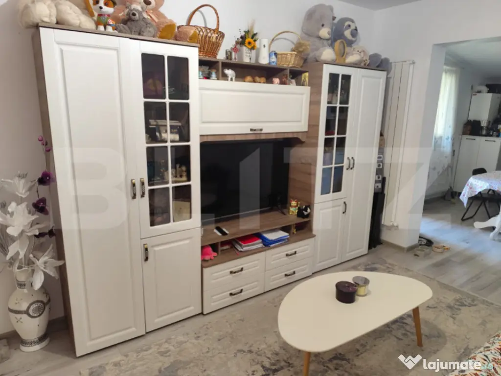 Apartament 3 camere 65 mp, gradina proprie, Valea Adanca