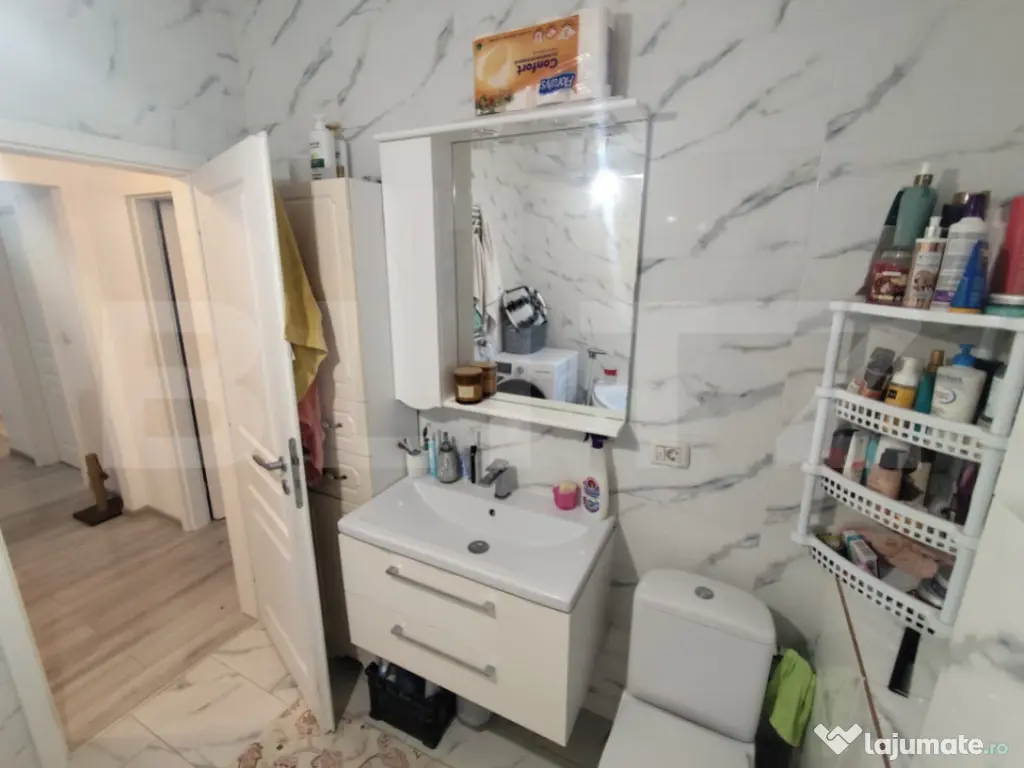 Apartament 3 camere 65 mp, gradina proprie, Valea Adanca