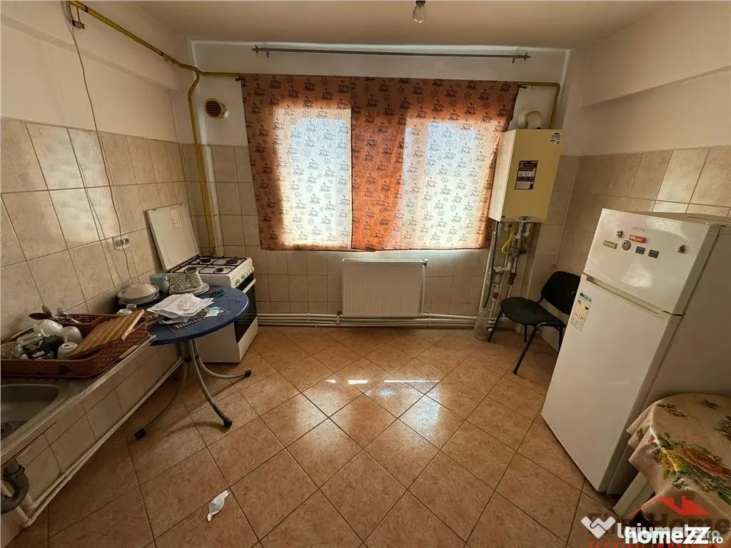 Apartament 2 camere, 60mp , etaj 4 cu acoperis