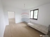 Casă cu livadă și teren generos – Girov 