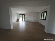 Casă cu livadă și teren generos – Girov 