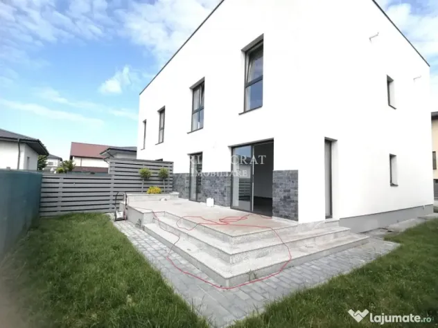 Duplex proximitate lac Corbeanca