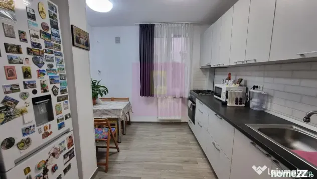 Apartament 3 camere 3/4 -Piata Resita