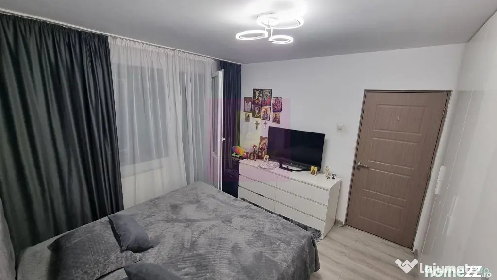 Apartament 3 camere 3/4 -Piata Resita