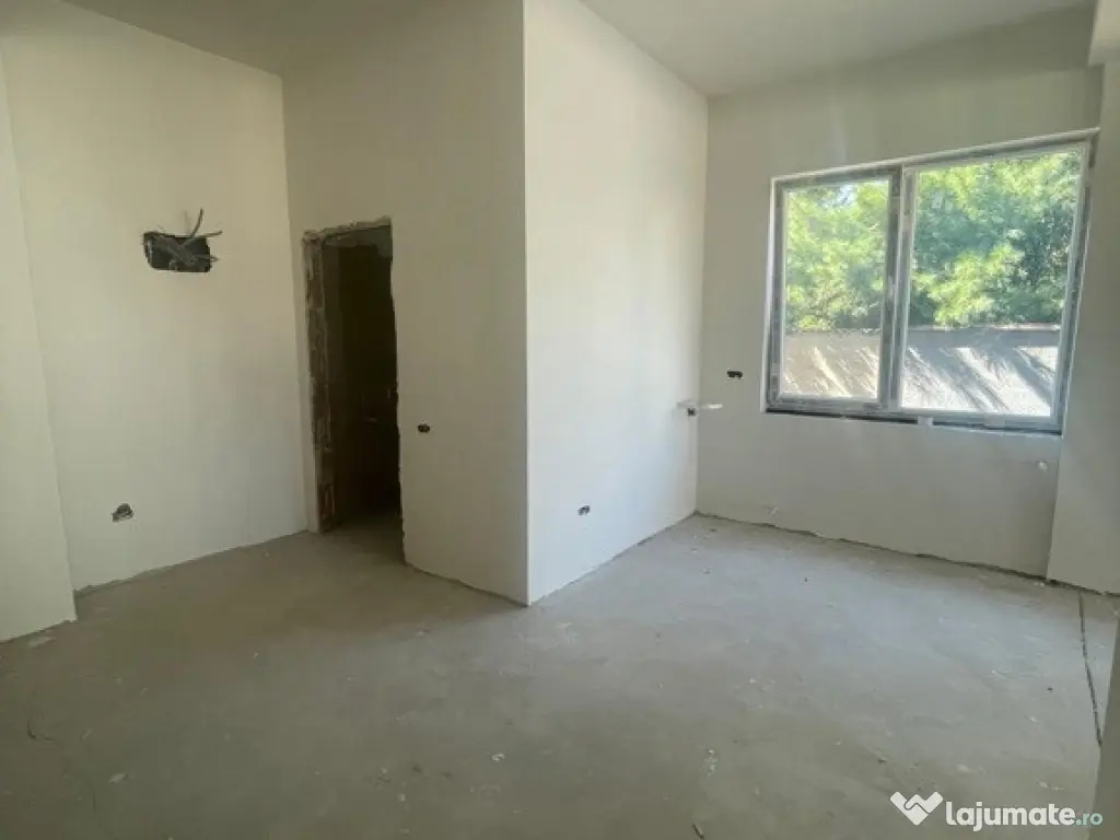 Spațiu comercial 125 mp cu 3 locuri de parcare incluse –finalizat 2024