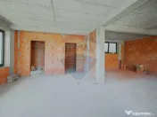 De vânzare, casă la roșu în zona centrală, Str. Emil... 