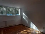 Spatii birou / comerciale de inchirat ,Universitate, 10 eur 