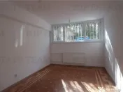 Spatii birou / comerciale de inchirat ,Universitate, 10 eur 