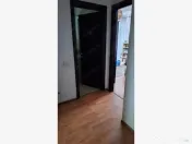 Apartament de vânzare - 3 camere luminoase, cu 3 balcoane 