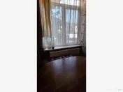 Apartament de vânzare - 3 camere luminoase, cu 3 balcoane 