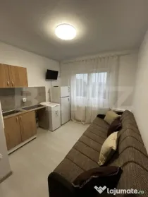 Camera de vanzare, 13mp, complet renovata, zona Tractorul